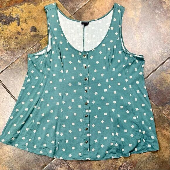 Torrid Fit and Flare Challis Sleeveless Tank Button Down 3 - Picture 4 of 9